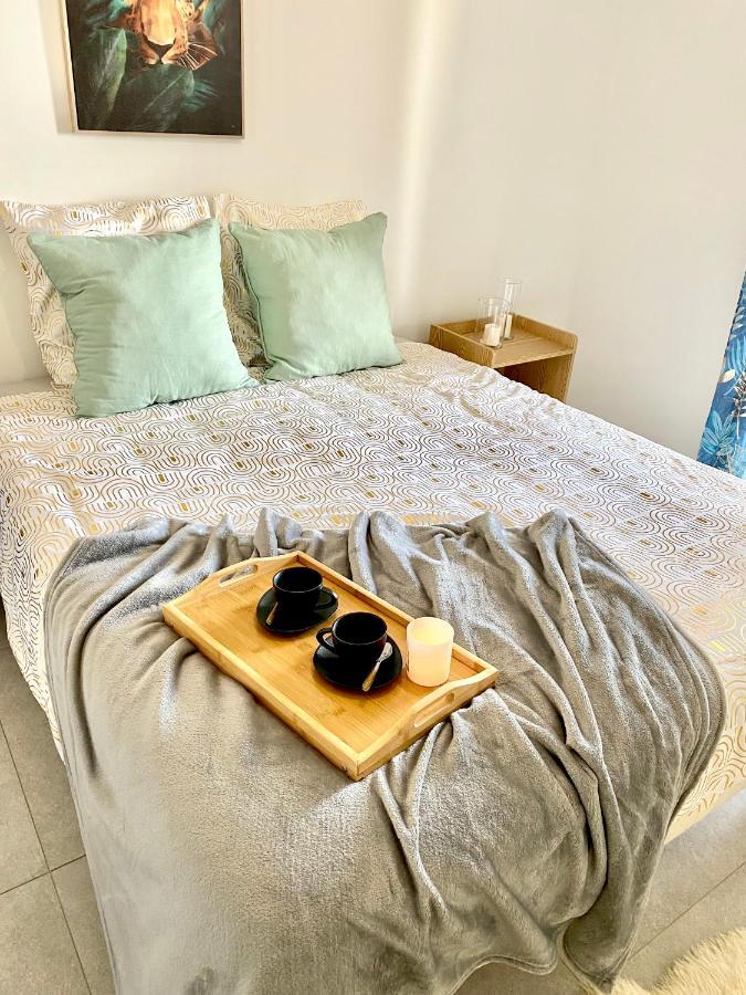 Luxurious Flat At 5 Min By Walk To Monaco, Free Parking And Sea View Apartment Beausoleil Exterior photo